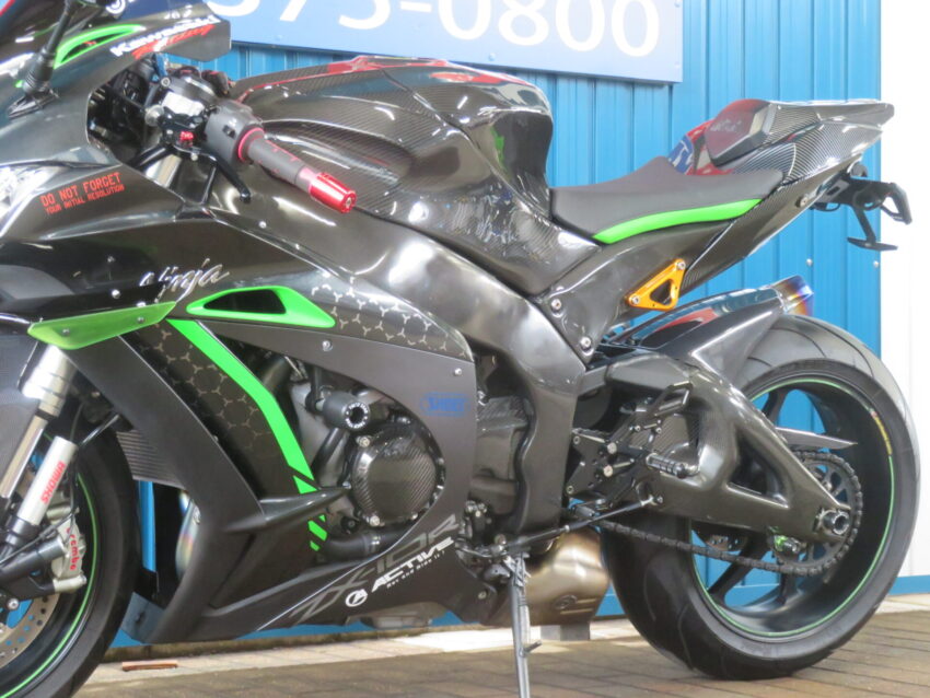 かページ Kawasaki Motorcycle 2022 OEM Parts Diagram for FUEL TANK