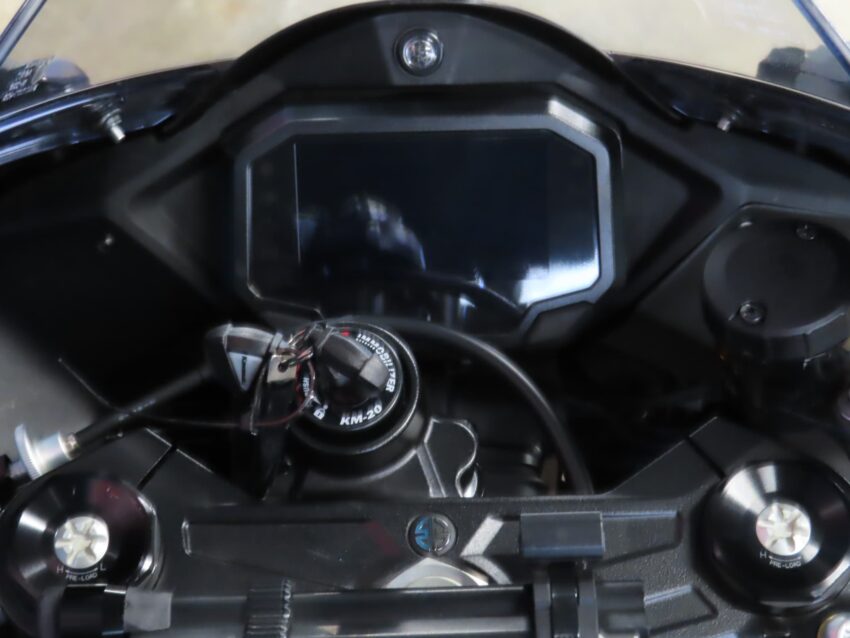 カワサキ/ZX-10R – シイナモータース