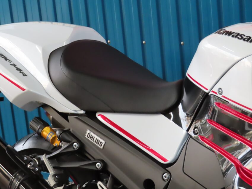 カワサキ/ZX-14R – シイナモータース