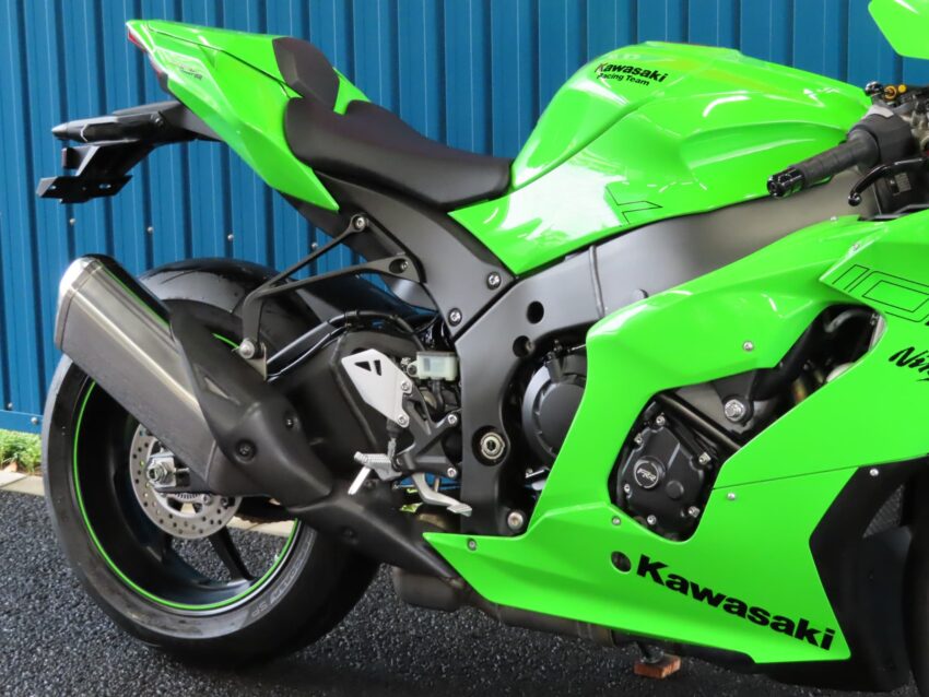 カワサキ/Ninja ZX-10RR – シイナモータース