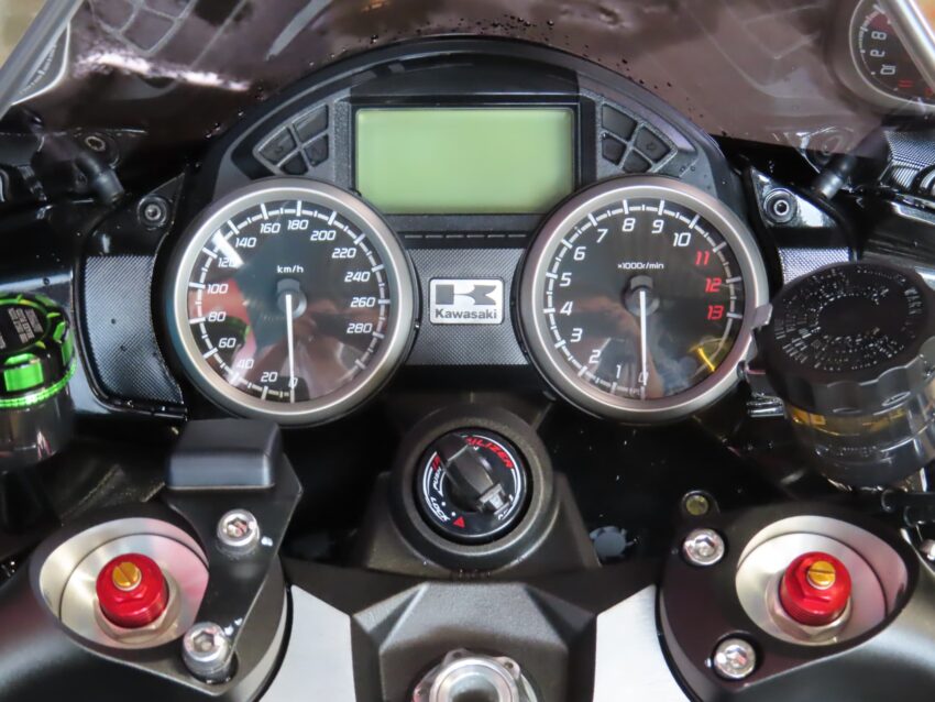 カワサキ/Ninja ZX-14R – シイナモータース