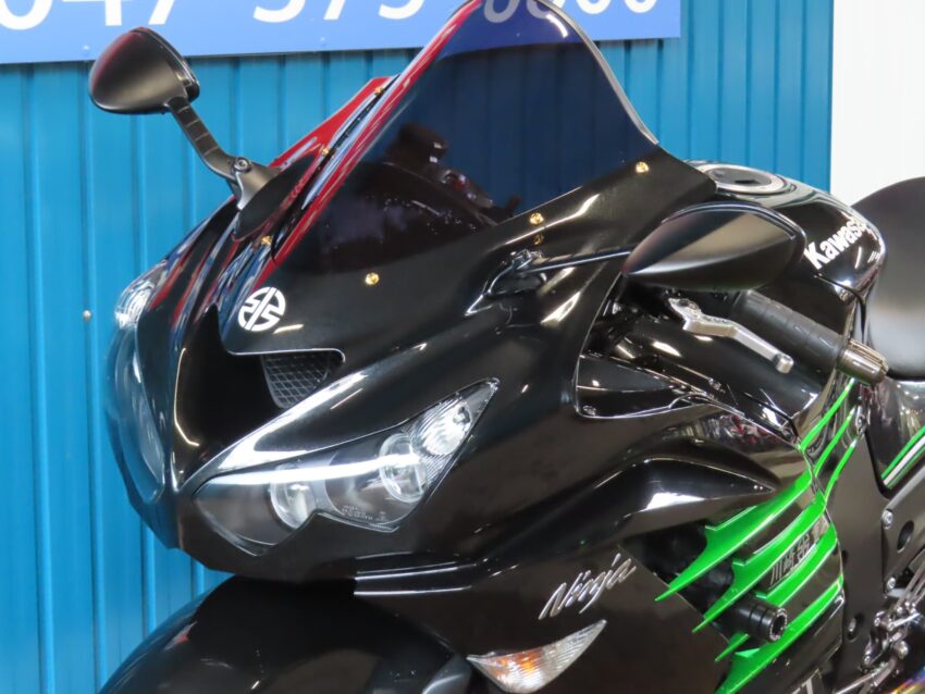 カワサキ/Ninja ZX-14R – シイナモータース