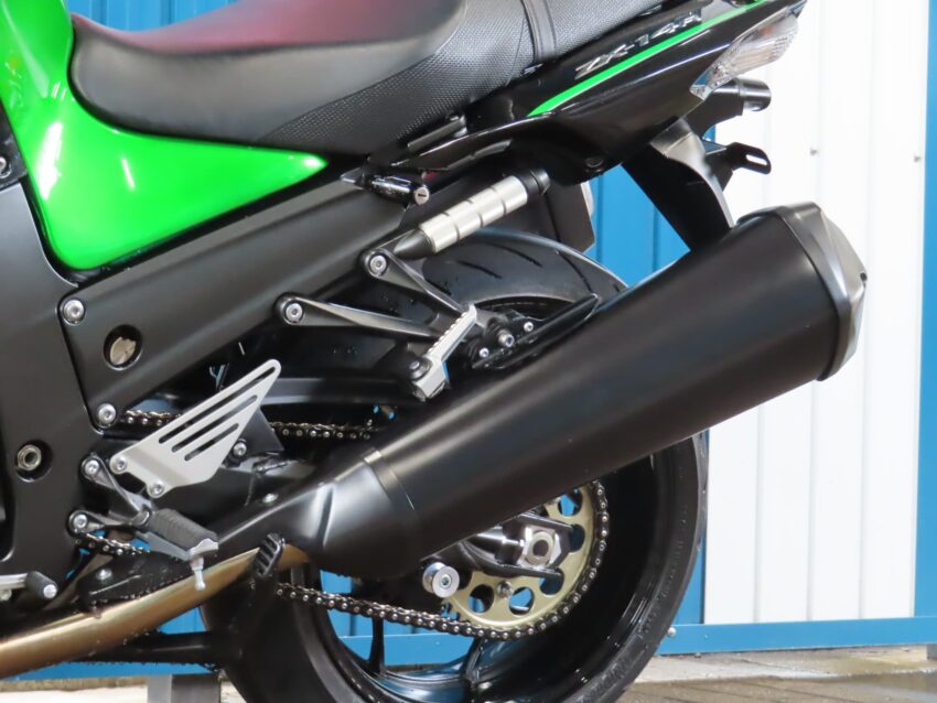 カワサキ/ZX-14R – シイナモータース